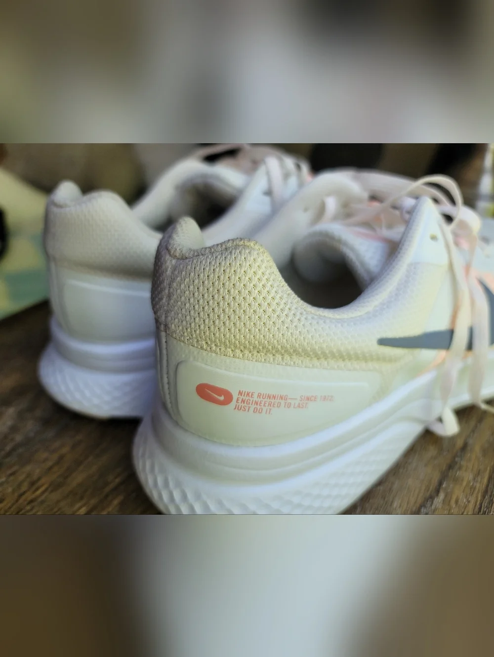Nike Women's White & Peach Running Shoes - Picture 6 of 10